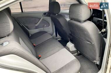 Лифтбек Skoda Octavia 2001 в 