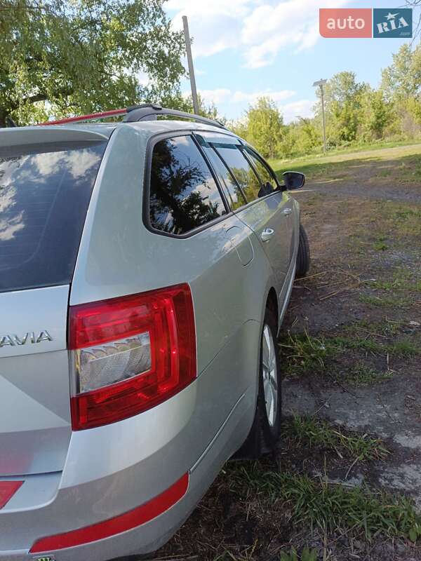 Універсал Skoda Octavia 2015 в Полтаві