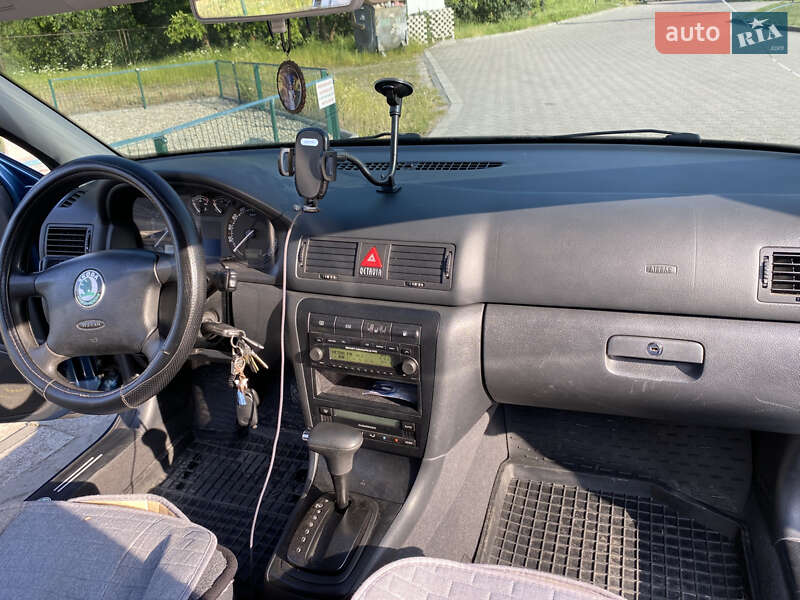 Универсал Skoda Octavia 2003 в Ивано-Франковске