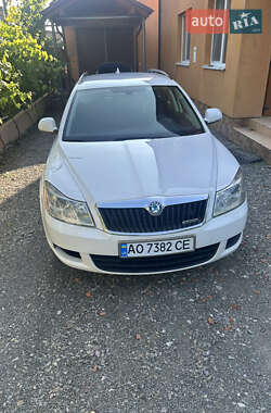 Универсал Skoda Octavia 2012 в Виноградове
