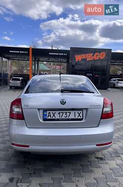 Лифтбек Skoda Octavia 2012 в 