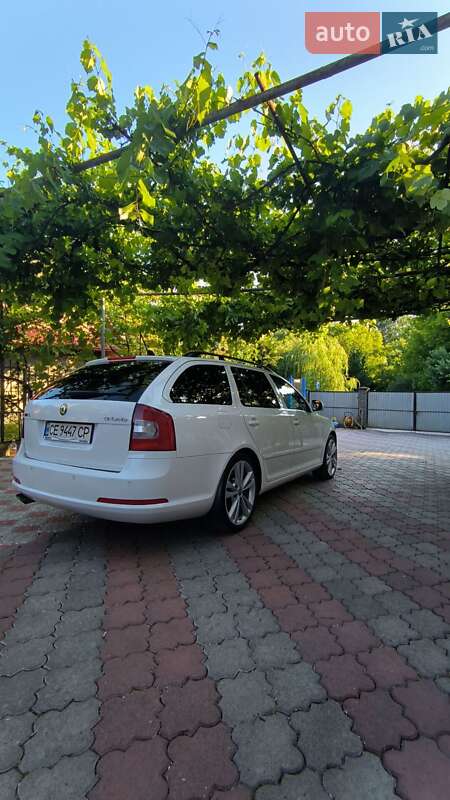 Універсал Skoda Octavia 2011 в Чернівцях