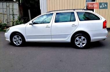 Универсал Skoda Octavia 2012 в 
