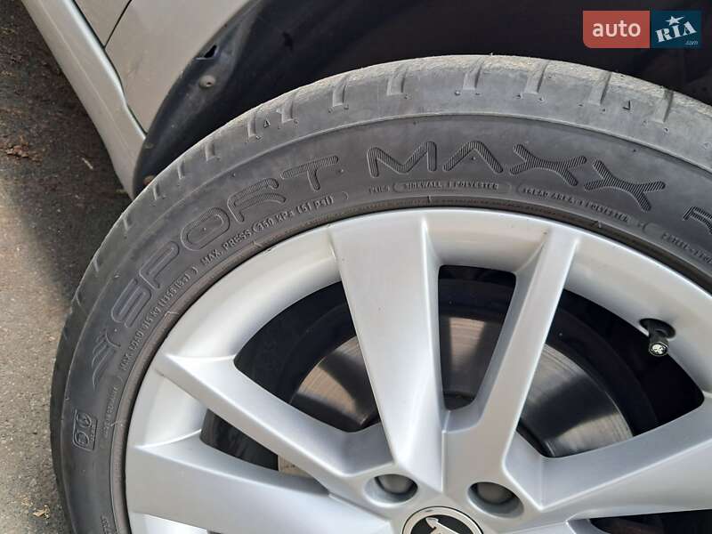 Универсал Skoda Octavia 2017 в Умани