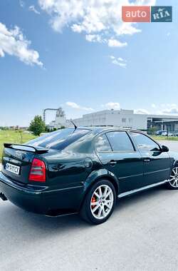 Лифтбек Skoda Octavia 2002 в 