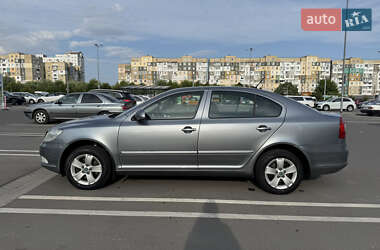 Лифтбек Skoda Octavia 2012 в 
