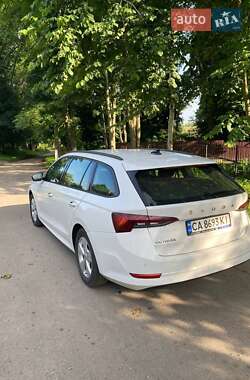 Универсал Skoda Octavia 2020 в Хусте