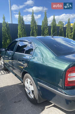Ліфтбек Skoda Octavia 2000 в Коростені