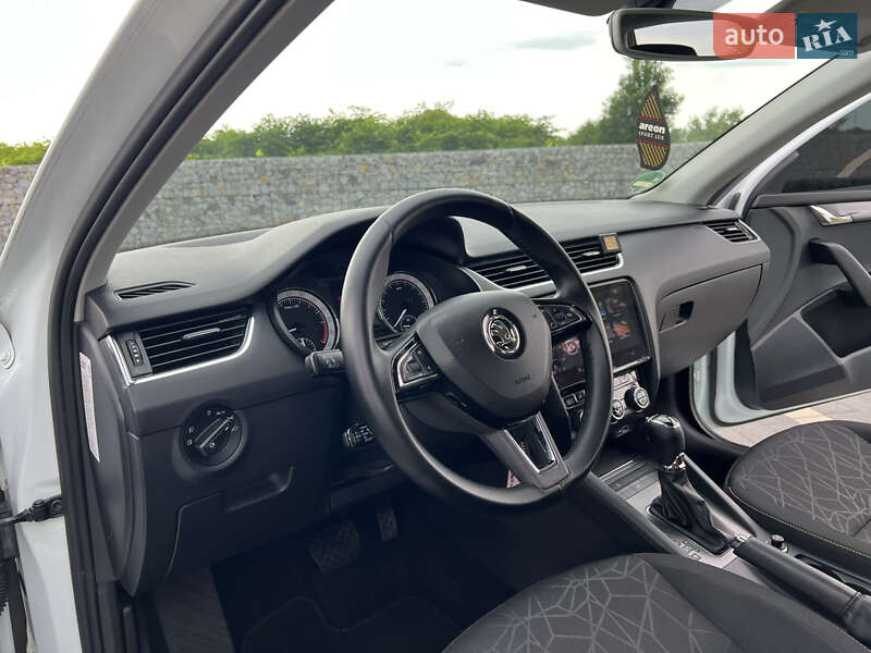 Универсал Skoda Octavia 2019 в Мукачево