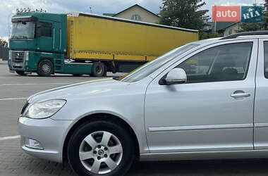 Універсал Skoda Octavia 2010 в 