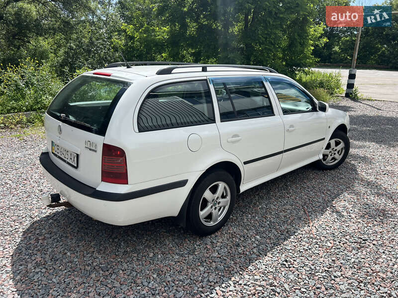 Универсал Skoda Octavia 2008 в Чернигове
