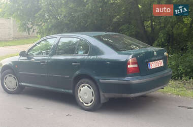 Лифтбек Skoda Octavia 2000 в 