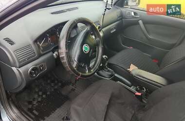 Универсал Skoda Octavia 2004 в 