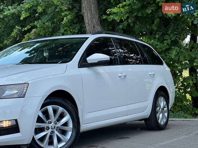 Универсал Skoda Octavia 2018 в Рава-Русской фото 14 Универсал Skoda Octavia 2018 в Рава-Русской