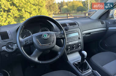 Лифтбек Skoda Octavia 2008 в 