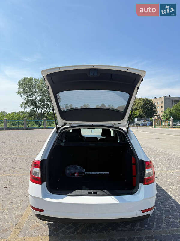 Універсал Skoda Octavia 2017 в Мукачевому