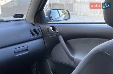 Лифтбек Skoda Octavia 2003 в 