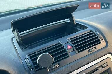Универсал Skoda Octavia 2010 в 