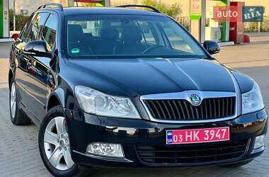 Універсал Skoda Octavia 2010 в Житомирі