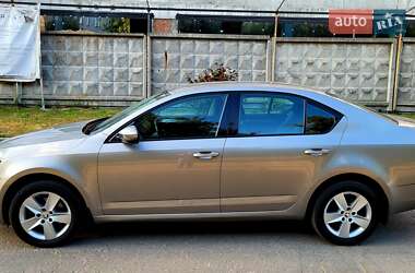 Лифтбек Skoda Octavia 2017 в 