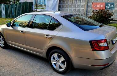 Лифтбек Skoda Octavia 2017 в 