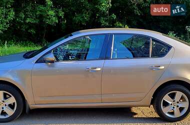 Лифтбек Skoda Octavia 2017 в 