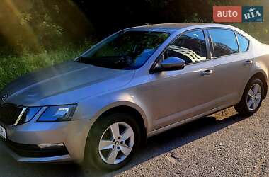 Лифтбек Skoda Octavia 2017 в 