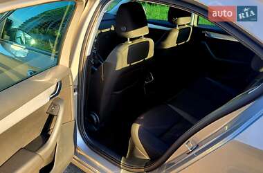 Лифтбек Skoda Octavia 2017 в 