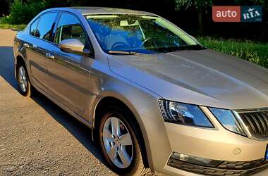 Лифтбек Skoda Octavia 2017 в 