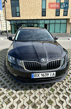 Универсал Skoda Octavia 2017 в Хмельницком