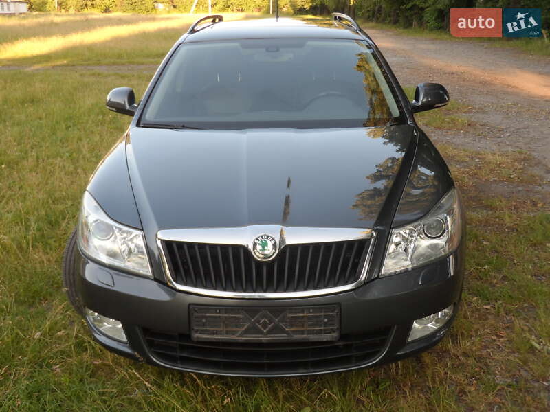 Універсал Skoda Octavia 2012 в Умані