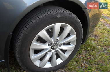 Универсал Skoda Octavia 2012 в 