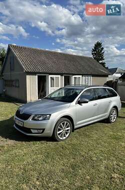 Универсал Skoda Octavia 2017 в Черновцах