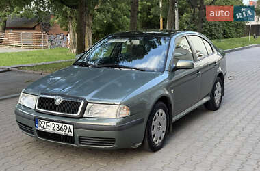 Ліфтбек Skoda Octavia 2003 в Звягелі