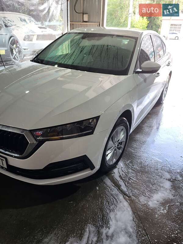 Лифтбек Skoda Octavia 2022 в Днепре