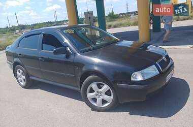 Лифтбек Skoda Octavia 2003 в Горишних Плавнях