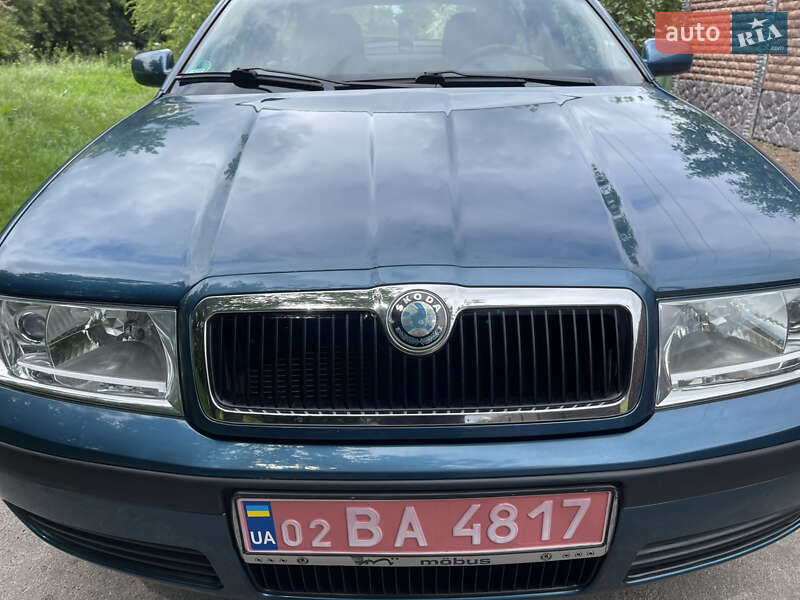 Лифтбек Skoda Octavia 2004 в Умани