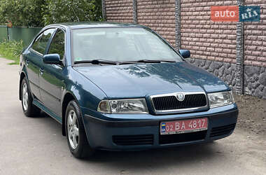 Лифтбек Skoda Octavia 2004 в Умани