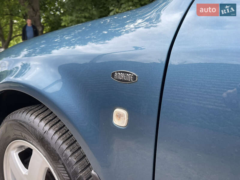 Лифтбек Skoda Octavia 2004 в Умани