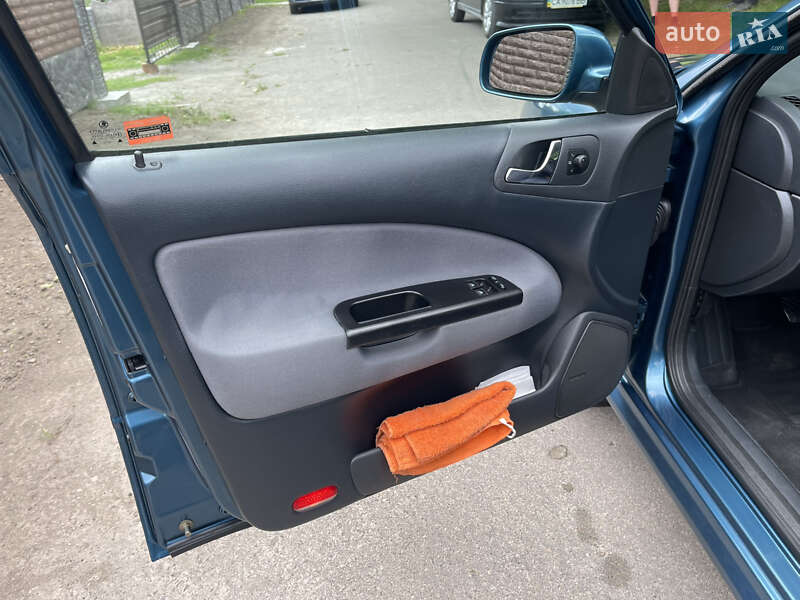 Лифтбек Skoda Octavia 2004 в Умани