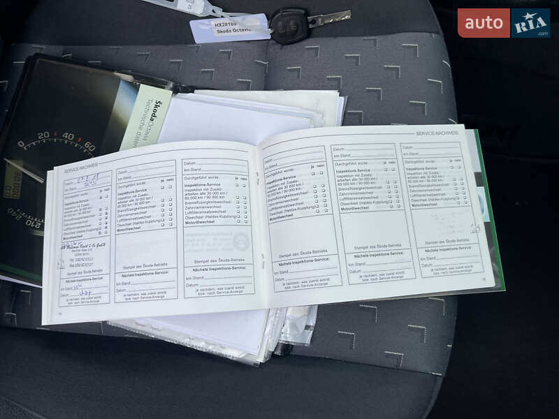 Лифтбек Skoda Octavia 2004 в Умани