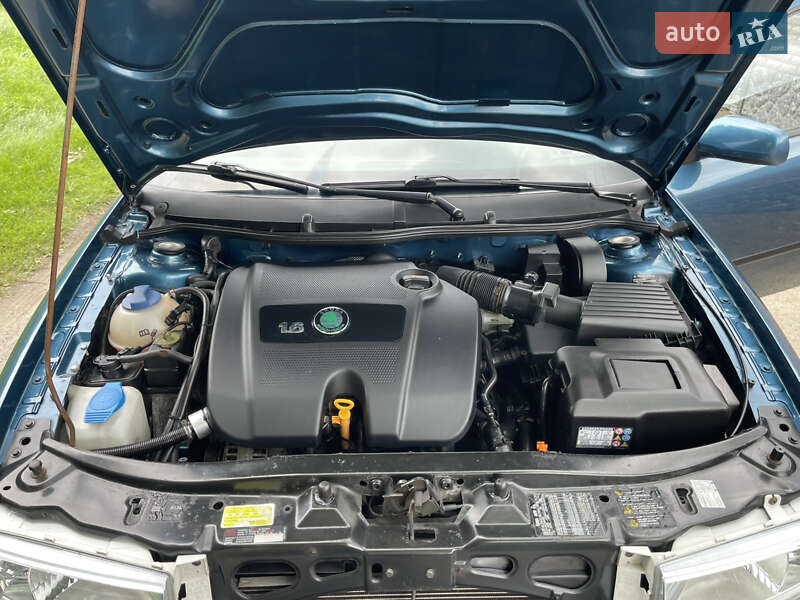 Лифтбек Skoda Octavia 2004 в Умани