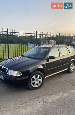Универсал Skoda Octavia 2001 в Макарове