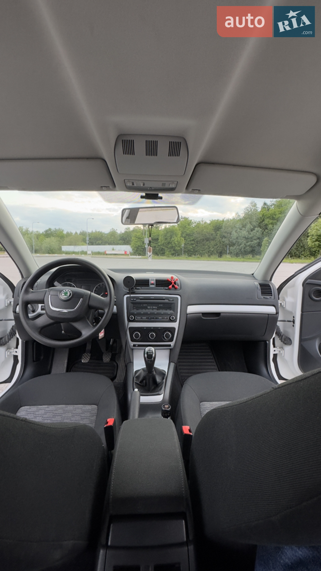 2011 Skoda Octavia - мініатюра 23