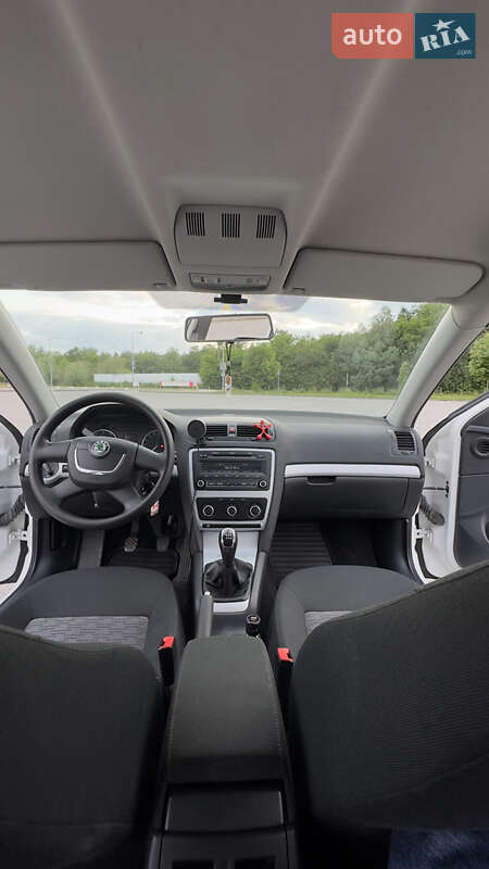 Лифтбек Skoda Octavia 2011 в Пустомытах