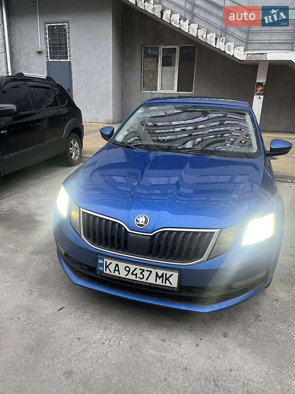 Лифтбек Skoda Octavia 2019 в Киеве