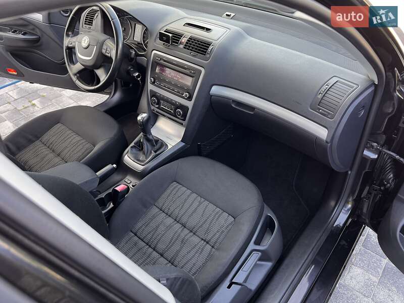 Універсал Skoda Octavia 2009 в Рівному