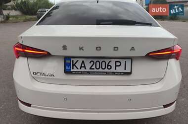 Лифтбек Skoda Octavia 2021 в 