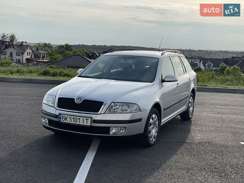 Универсал Skoda Octavia 2005 в Ровно