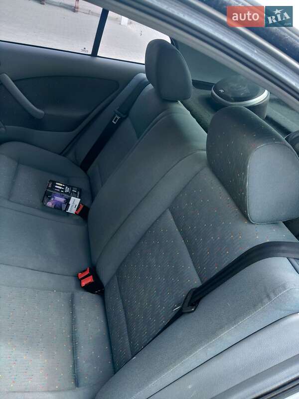 Ліфтбек Skoda Octavia 2001 в Томашполі